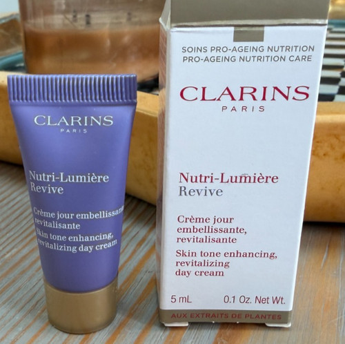 Clarins nutri limiere - clarins, nutri-limiere